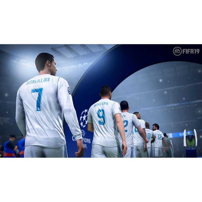 FIFA 19 (Legacy Edition)-4